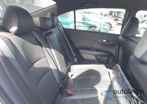 2017 Honda Accord Sport Se z USA, uszkodzony, nr VIN 1HGCR2F17HA048181